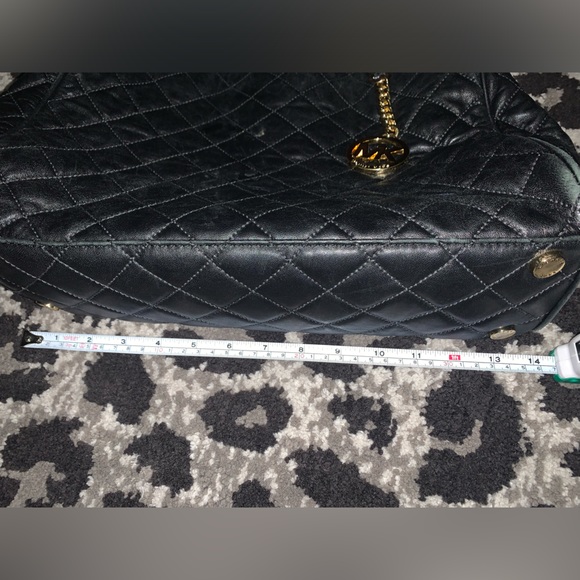 Michael Kors purse. - Picture 5 of 14